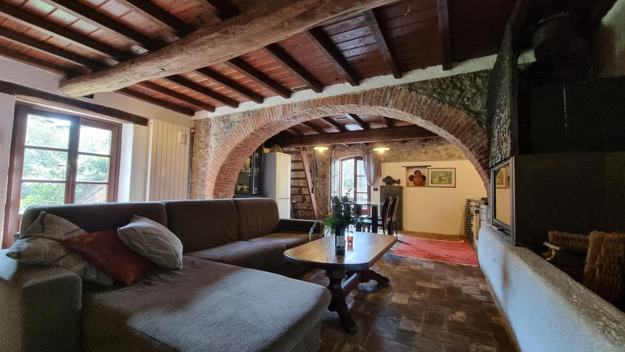 Rose Cottage Tuscany Fosdinovo Exterior photo