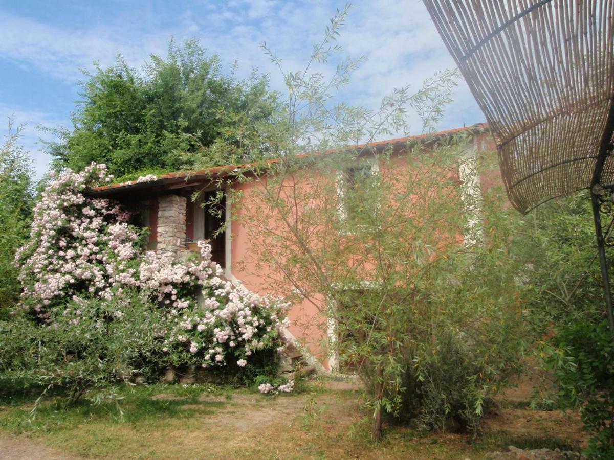 Rose Cottage Tuscany Fosdinovo Room photo