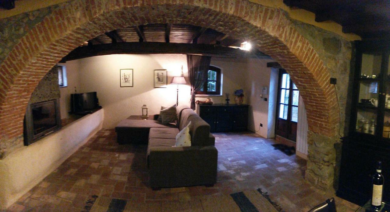 Rose Cottage Tuscany Fosdinovo Room photo