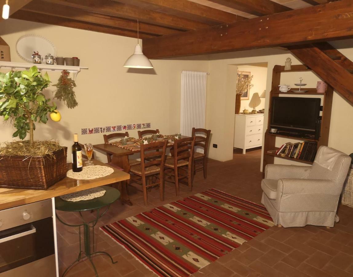 Rose Cottage Tuscany Fosdinovo Exterior photo
